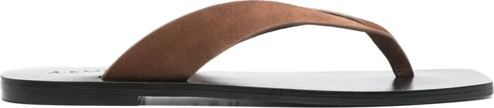 Kinto Flat Sandals