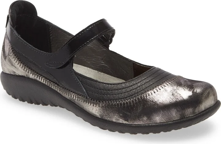 Soft Black/ Metallic Onyx