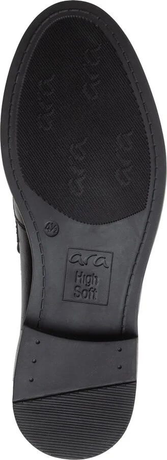 Kirelle Kiltie Loafer - Image 6