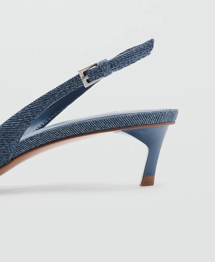 Kitten Heel Pointed Toe Pump - Image 5