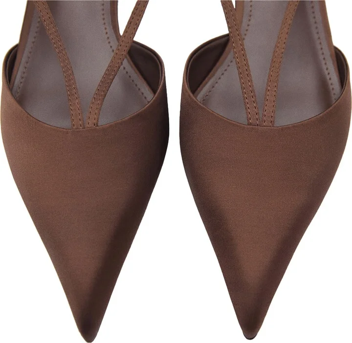 Kitten Heel Pointed Toe Slingback Pump - Image 4