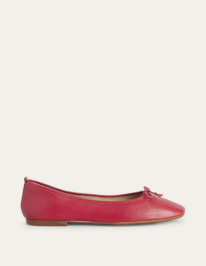 Pillarbox Red