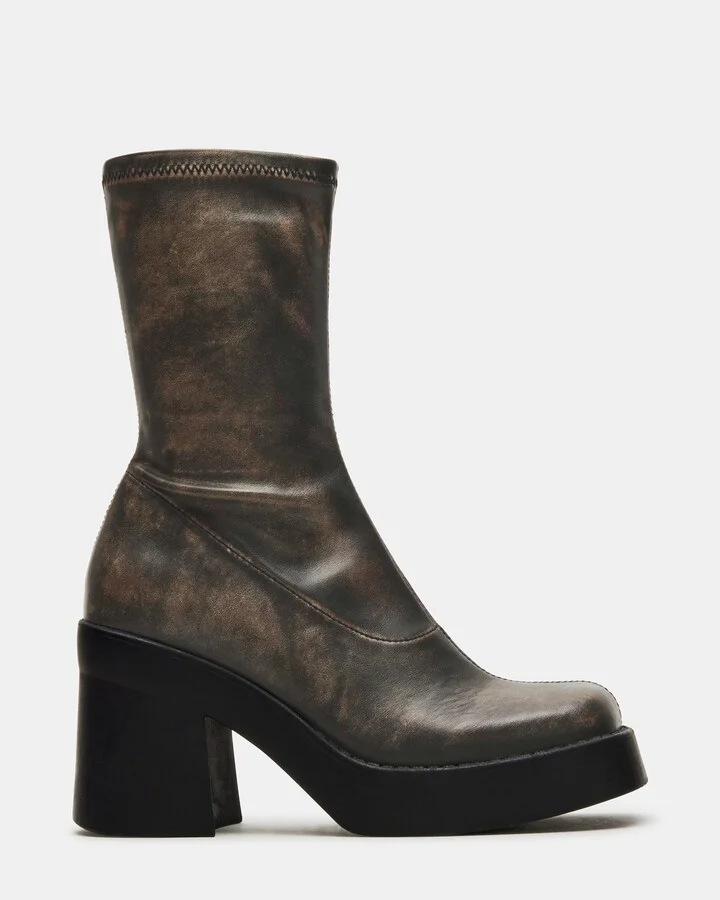 Klayton Brown Distressed