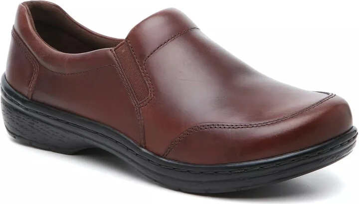 Redwood Brown