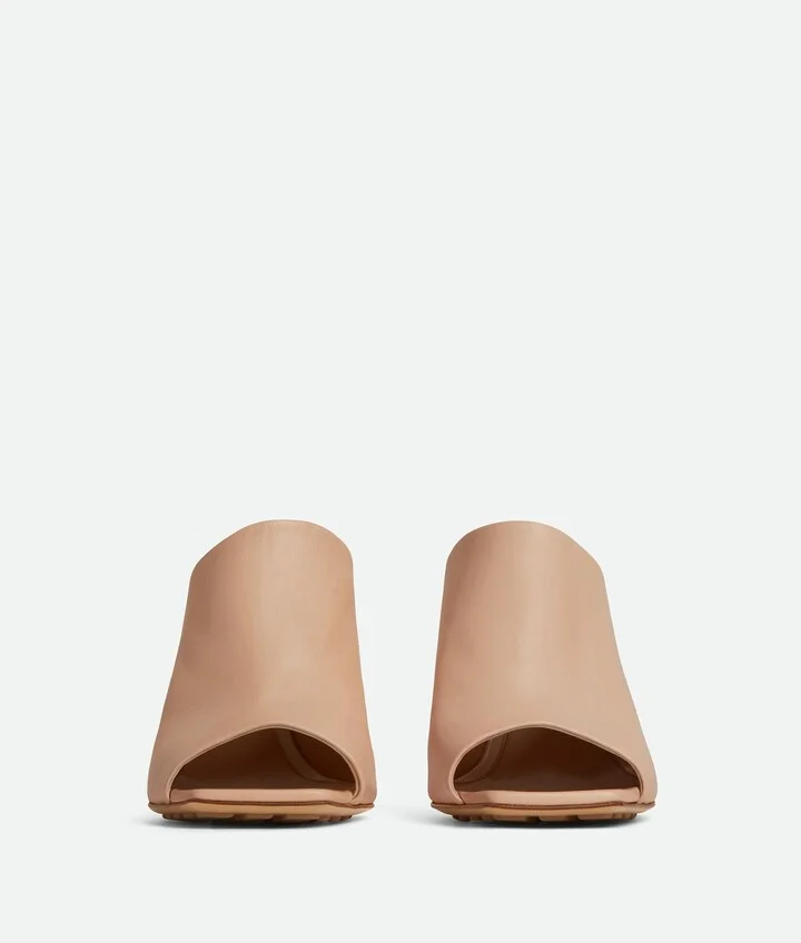 Knot Mule - Image 2