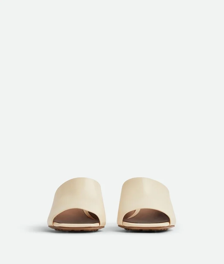 Knot Mule - Image 2