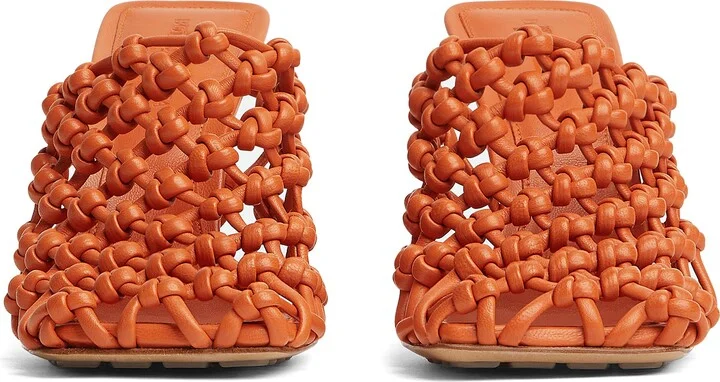 Knotted Weave Pump