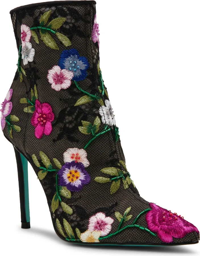 Knox Pointed Toe Bootie