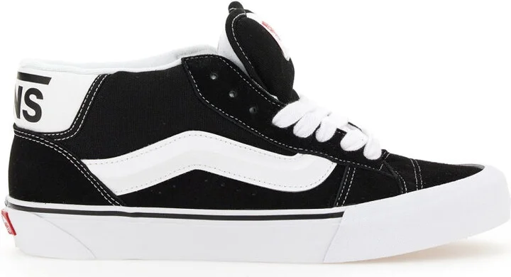 "Knu Mid" Sneaker