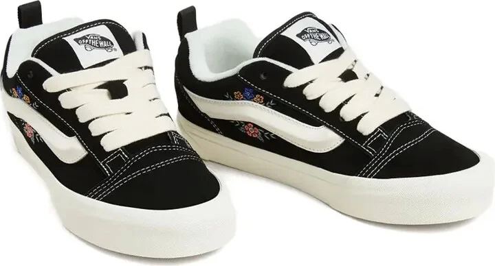 Knu Skool embroidered low-top sneakers - Image 2