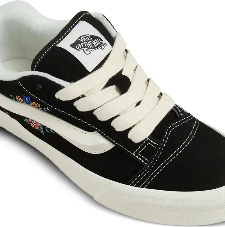 Knu Skool embroidered low-top sneakers - Image 4