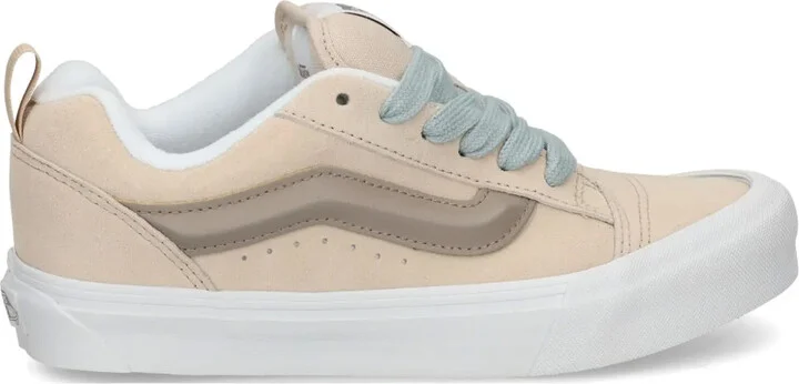 Knu Skool sneakers