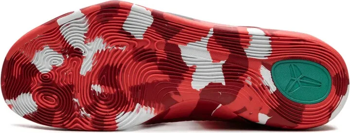 Kobe 9 Elite "Christmas" sneakers - Image 4
