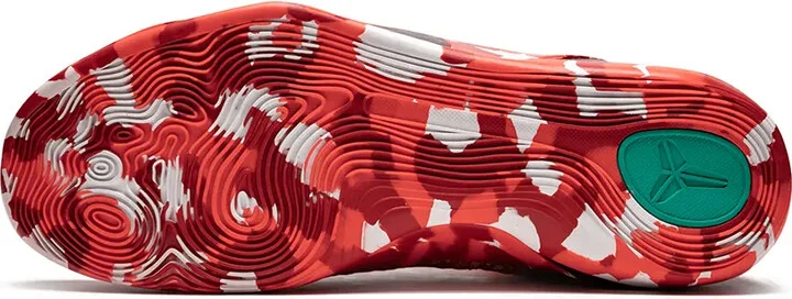 Kobe 9 Elite "Christmas" sneakers - Image 4