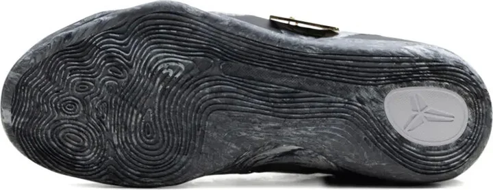 Kobe 9 Elite Low EM Protro "Black/Metallic Gold/Black" sneakers - Image 4