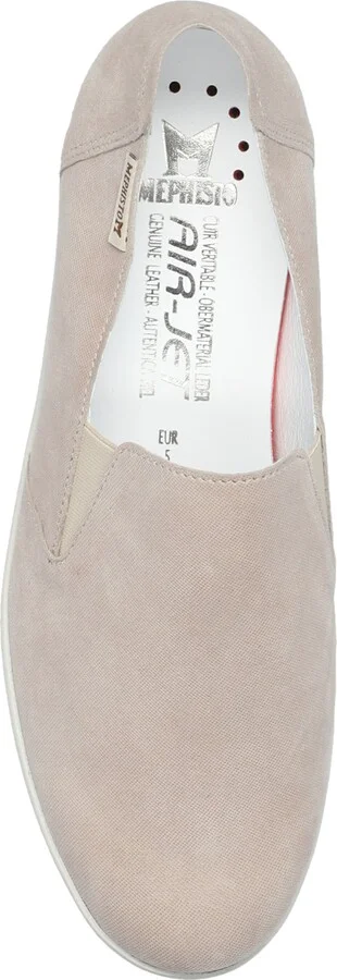 Korie Flat - Image 11