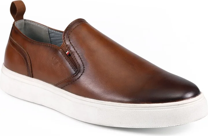 MEDIUM BROWN
