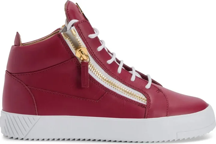 Kriss trainers