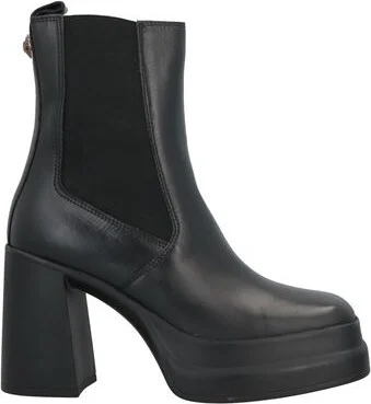 Kurt Geiger Woman Ankle boots