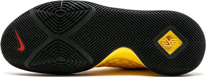 Kyrie 3 "Mamba Mentality" sneakers - Image 5