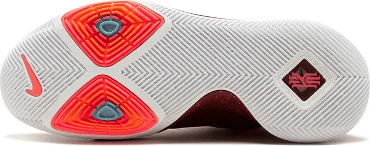 Kyrie 3 "Warning" sneakers - Image 4