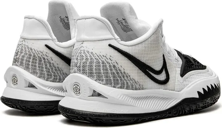 Kyrie 4 Low TB sneakers - Image 3