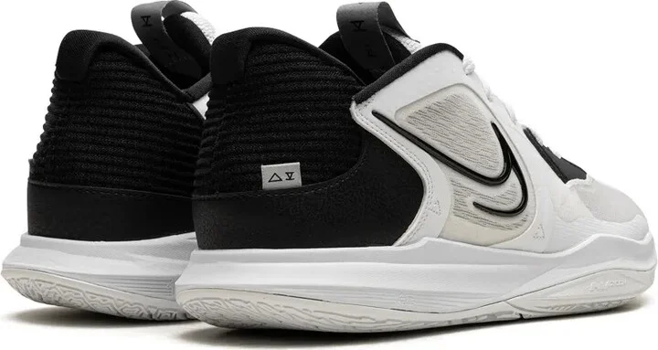 Kyrie 5 Low "White Wolf Grey Black" sneakers - Image 3
