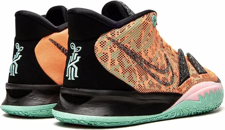 Kyrie 7 "Play for the Future" sneakers - Image 3