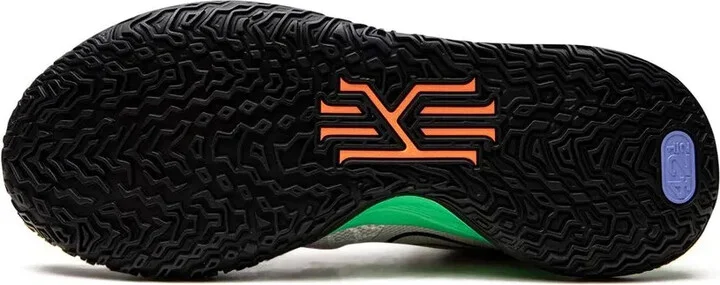 Kyrie 7 "Visions" sneakers - Image 4