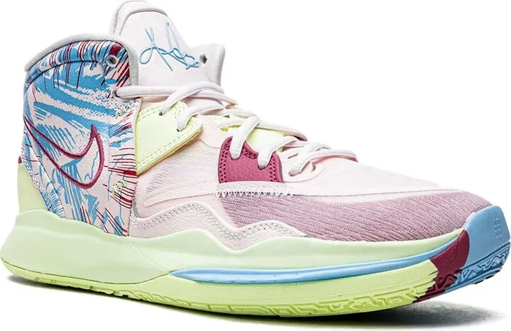 Kyrie 8 Infinity "1 World 1 People" sneakers - Image 2