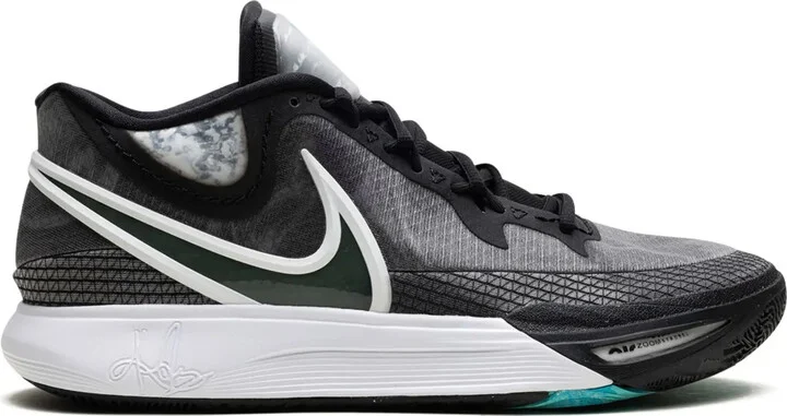 Kyrie 8 sneakers