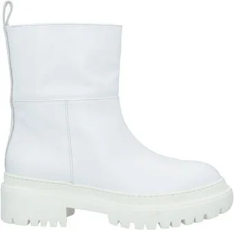 L' Autre Chose Woman Ankle boots