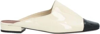 L' Autre Chose Woman Mules & Clogs