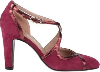 La Belle Woman Pumps