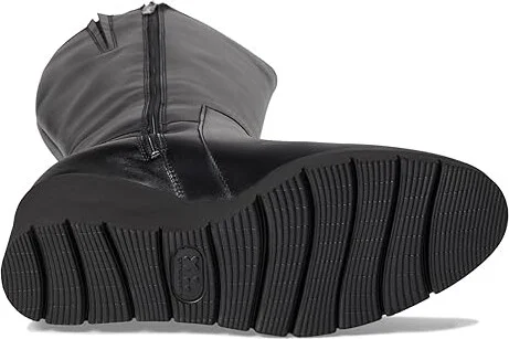 La Canadienne Goup Women's Shoes Black Leather : 5 M (B) - Image 3
