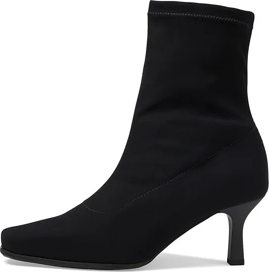 La Canadienne Tally Women's Shoes Black Micro Stretch : 5 M (B), Synthetic - Image 5