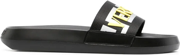La Greca raised-logo slides