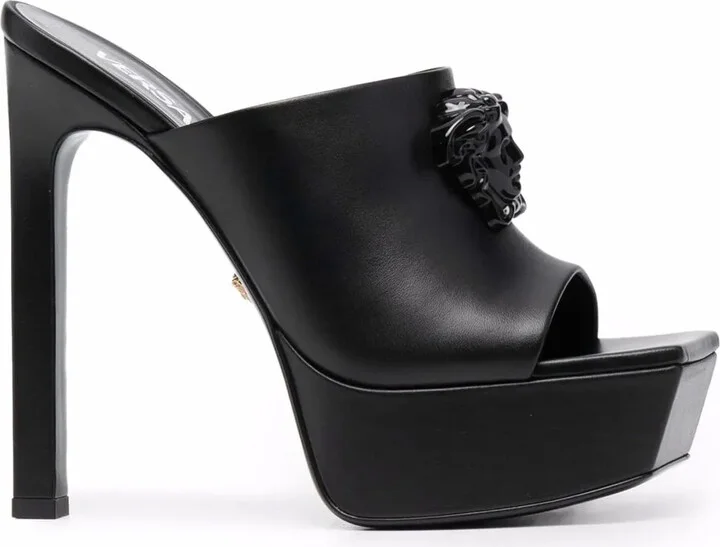 La Medusa platform mules