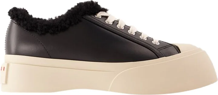 Lace Pablo Sneakers - Marni - Leather - Black