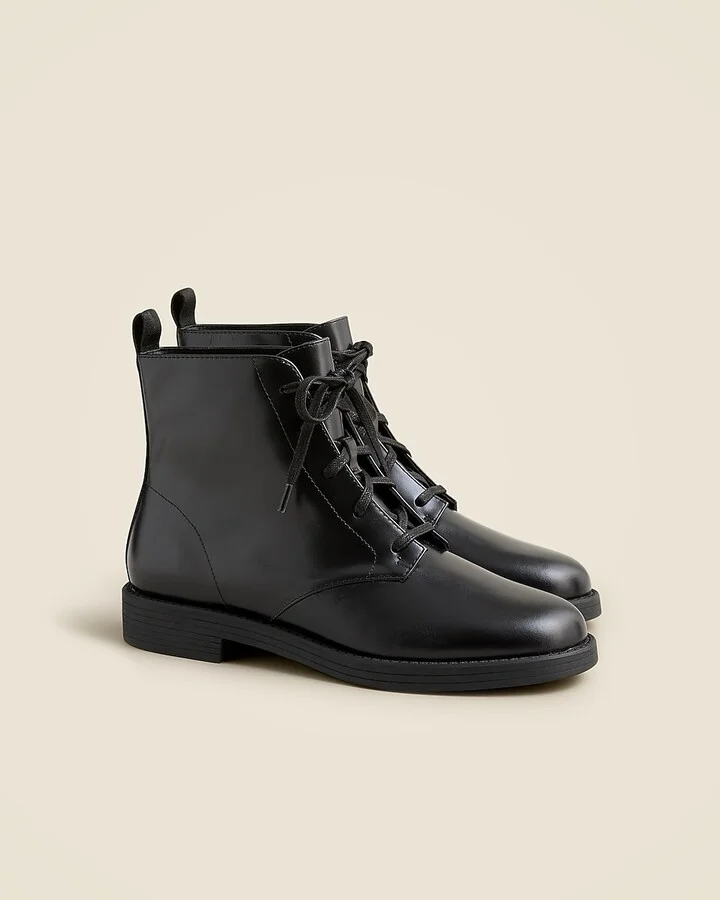 Lace-up ankle boots in leather