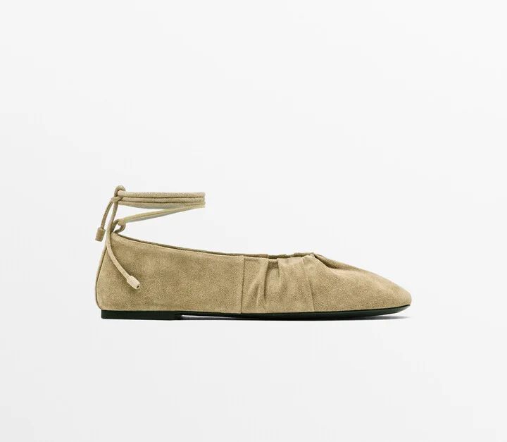 Lace-Up Ballet Flats With Gathering - Image 2