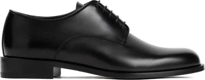 Lace-Up Black