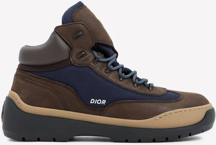Lace-Up Boots in Calf Leather