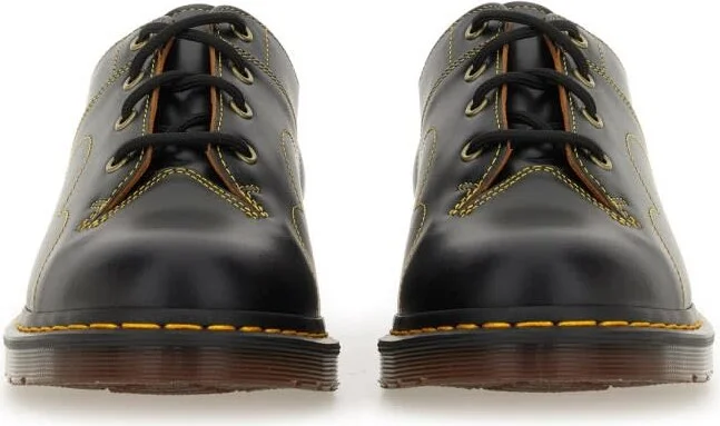 Lace-up church - Image 4