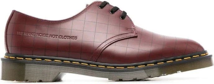 Lace-Up Derby