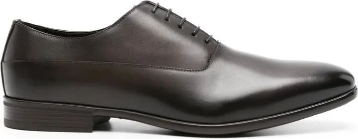 lace-up leather Oxford shoes
