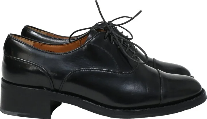 Lace Up Oxfords in Black Leather