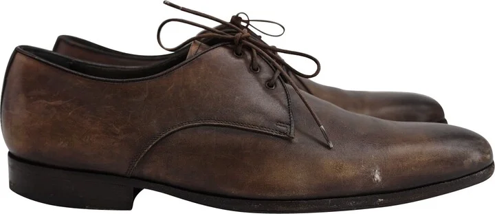 Lace-Up Oxfords in Brown Calfskin Leather