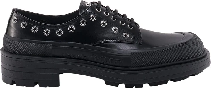 Lace-up Shoe