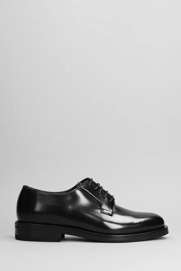 Lace Up Shoes In Black Leather